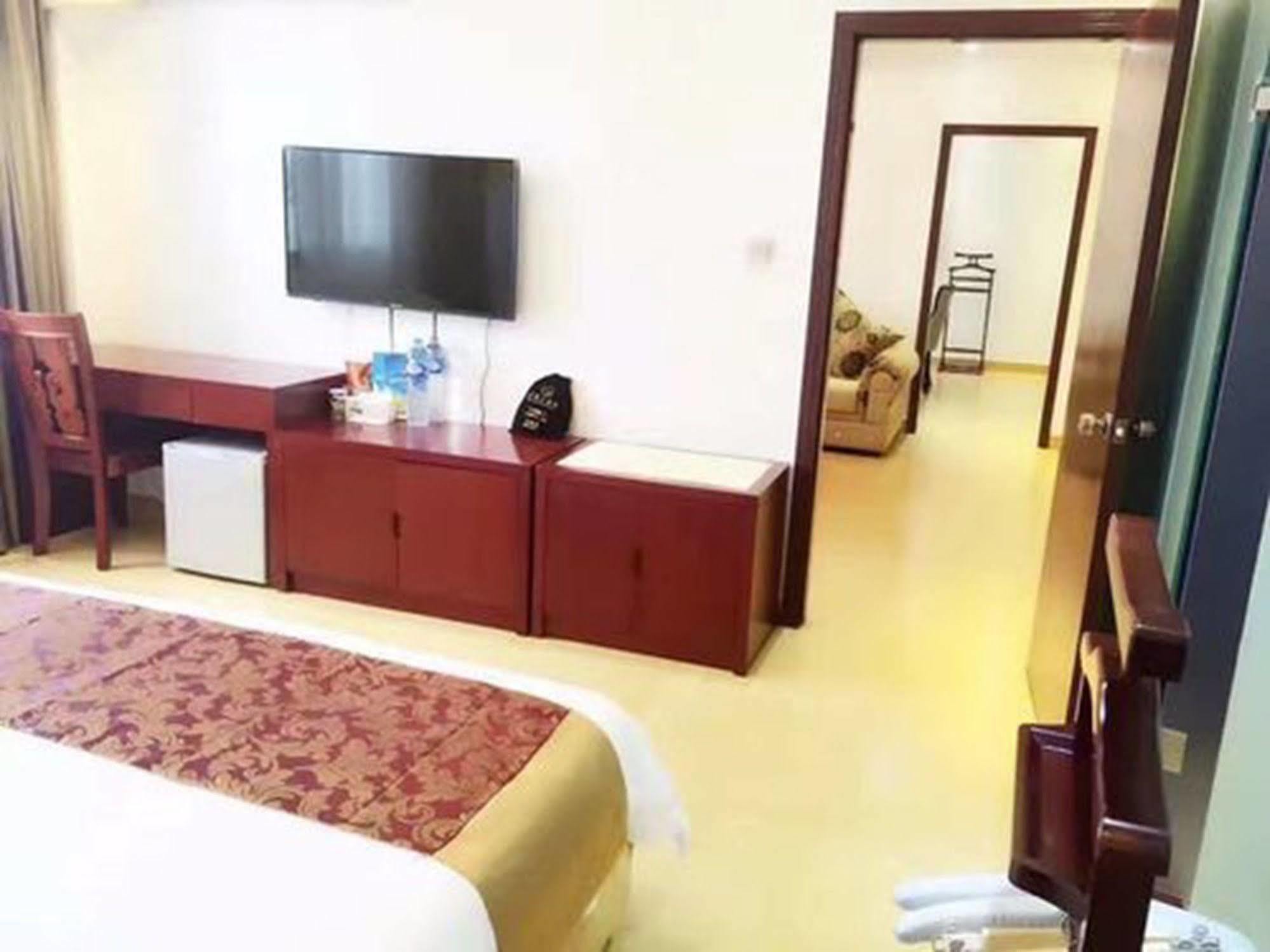 Jian Guo Grand Hotel Ban Si Khay Esterno foto